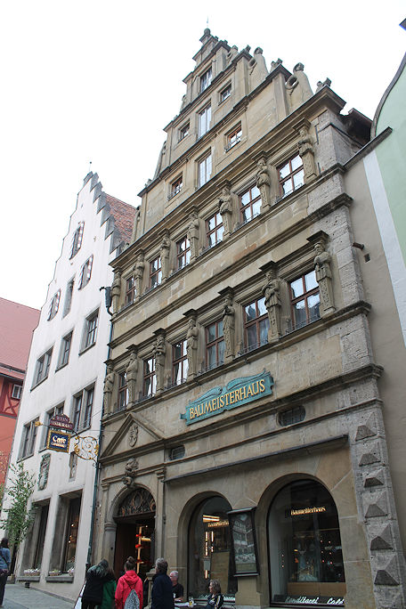 Obere Schmiedgasse with Baumeisterhaus