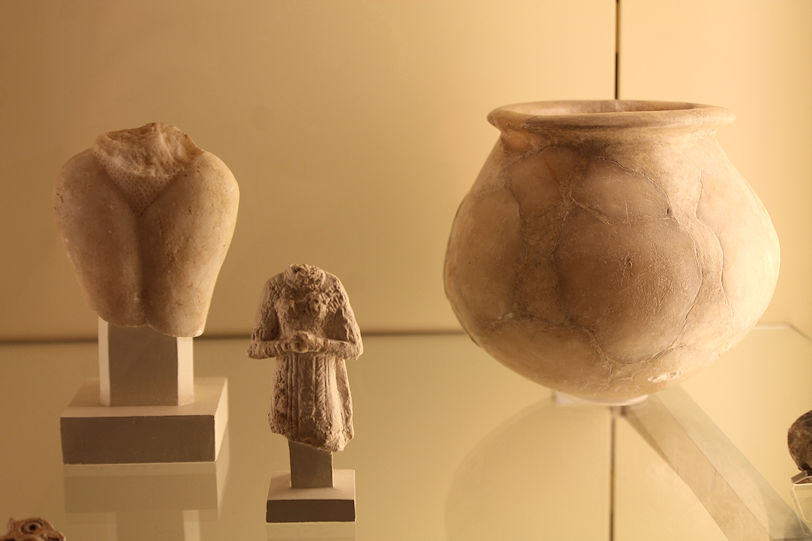 Assyrian artifacts