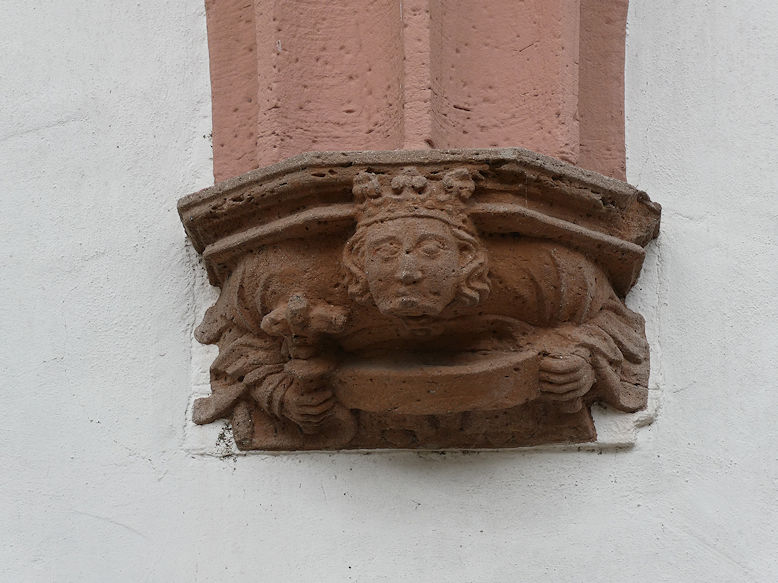 Abbey, cloister capital