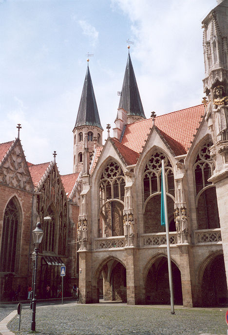 Altstadtrathaus & Martinikirche