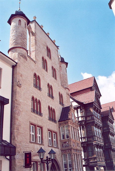 Tempelhaus & Wedekindhaus on Marktplatz