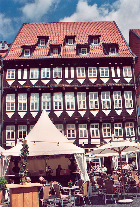 Wollenwebergildehaus on Marktplatz
