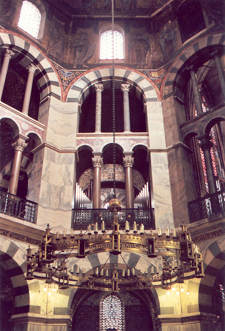 Dom
