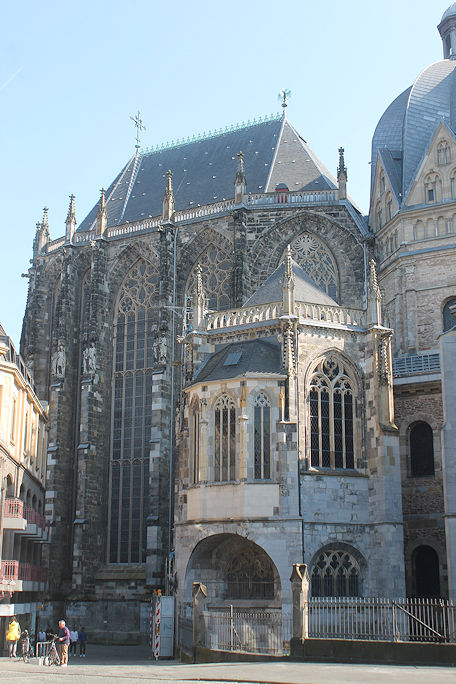 Dom