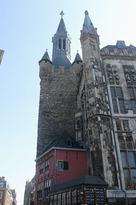 Eulenspiegel, Postwagen & Rathaus
