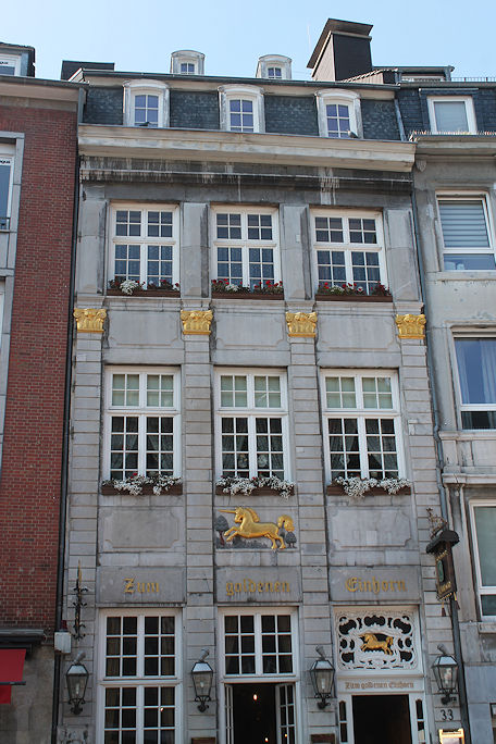 Haus Zum goldenen Einhorn, Markt