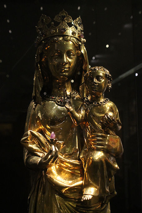 Statuette-reliquary, Virgin & Child (detail)