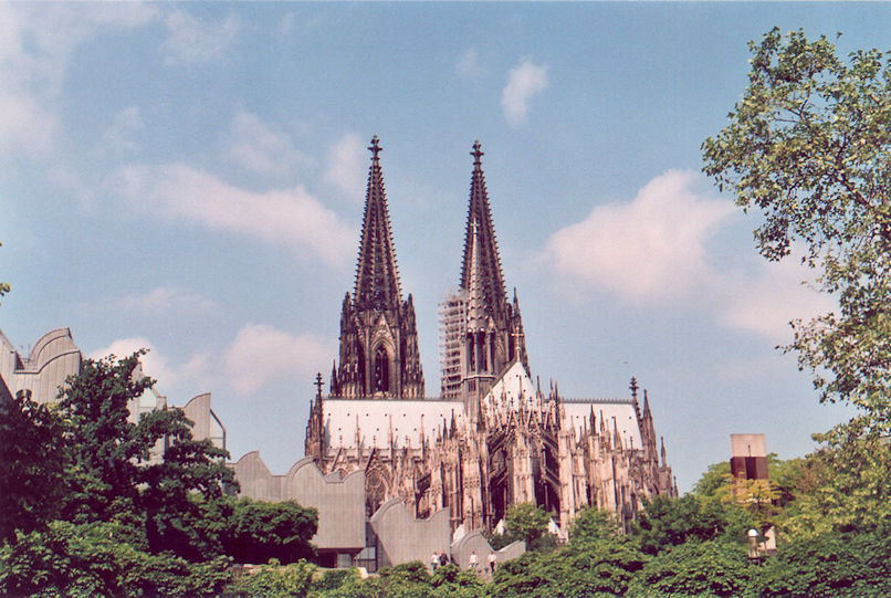 Dom