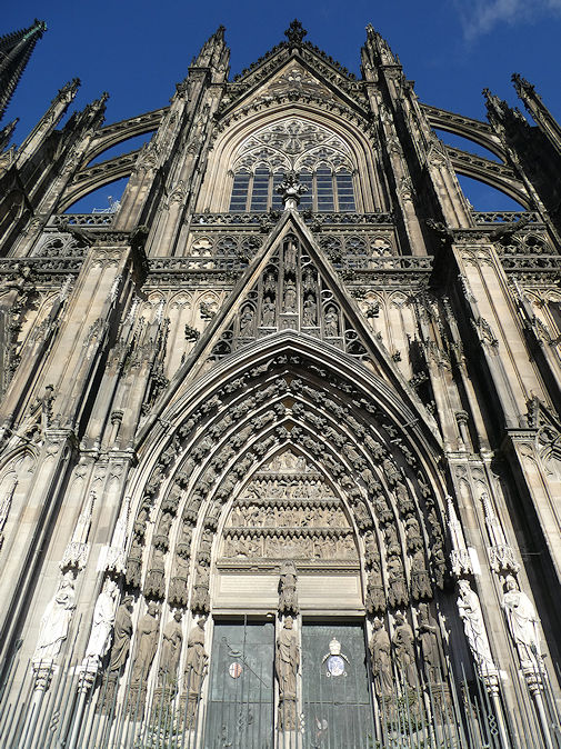 Dom