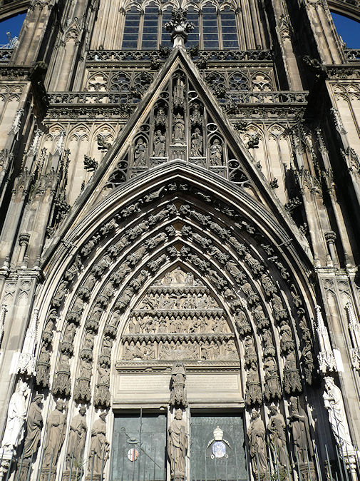 Dom