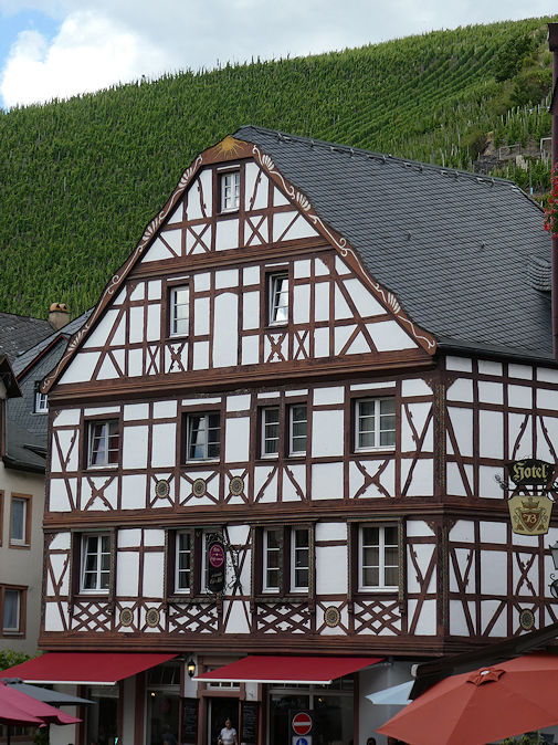 Half-timbrered house, Römerstraße