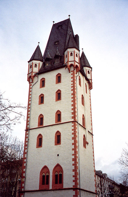 Holzturm