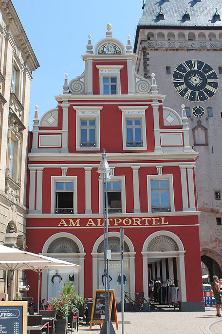 On Postplatz