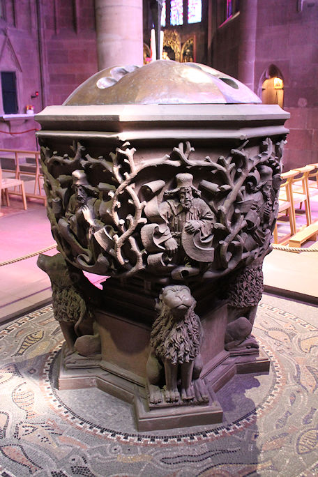 Dom St. Peter Baptismal font