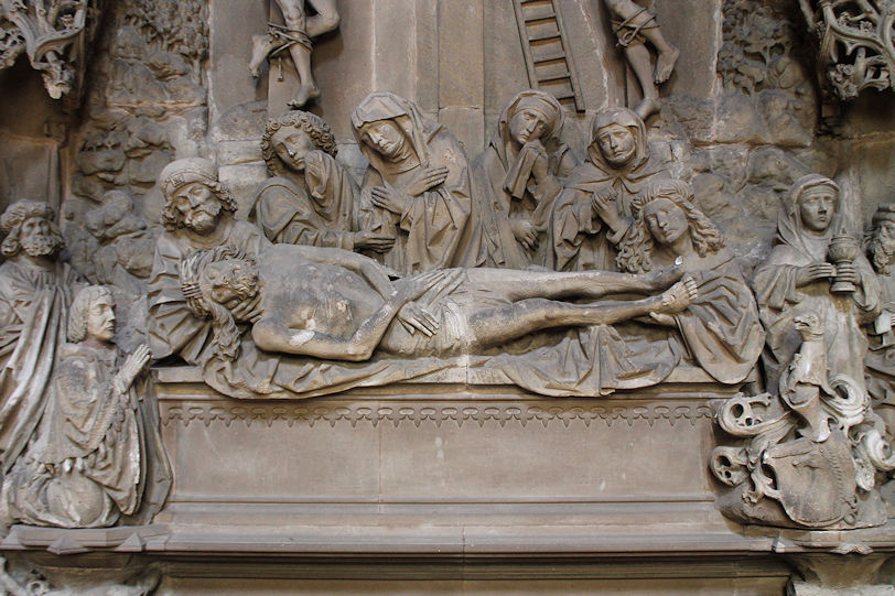 Dom St. Peter Gothic relief