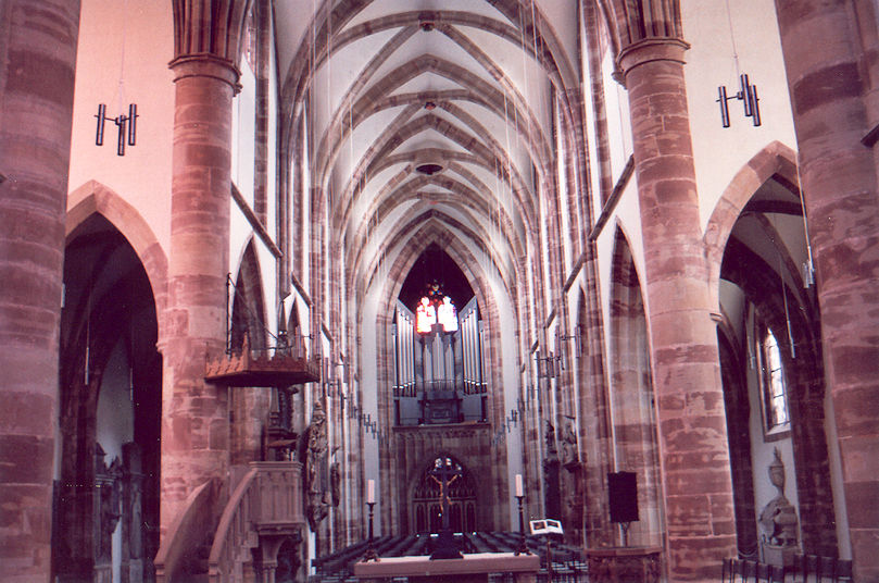 Stiftskirche St. Arnual