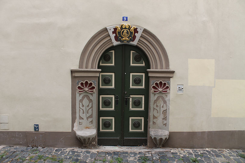 Portal on Engelgasse