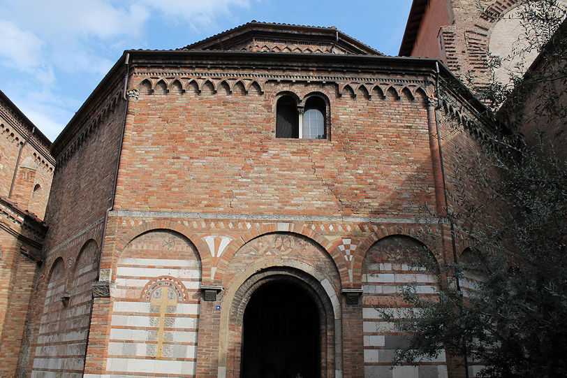 Basilica di Santo Stefano (Sette Chiese) Basilica del Sepolcro