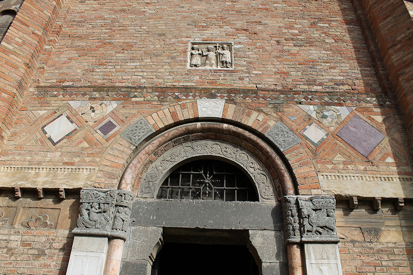 Basilica di Santo Stefano (Sette Chiese) Basilica dei Santi Vitale e Agricola