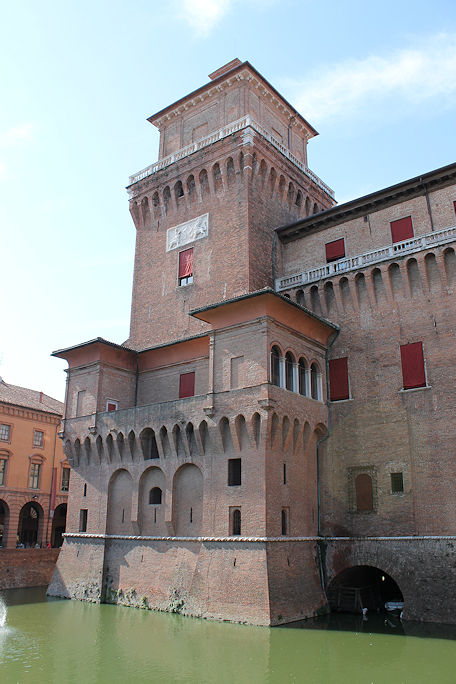 Castello Estense Torre dei Leoni