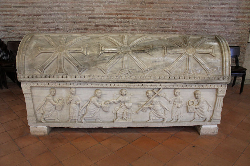 Basilica di Sant'Apollinare in Classe sarcophagus