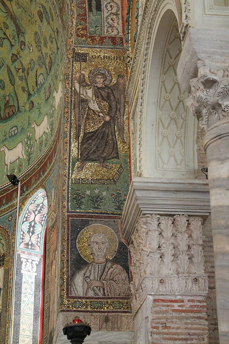 Basilica di Sant'Apollinare in Classe mosaics