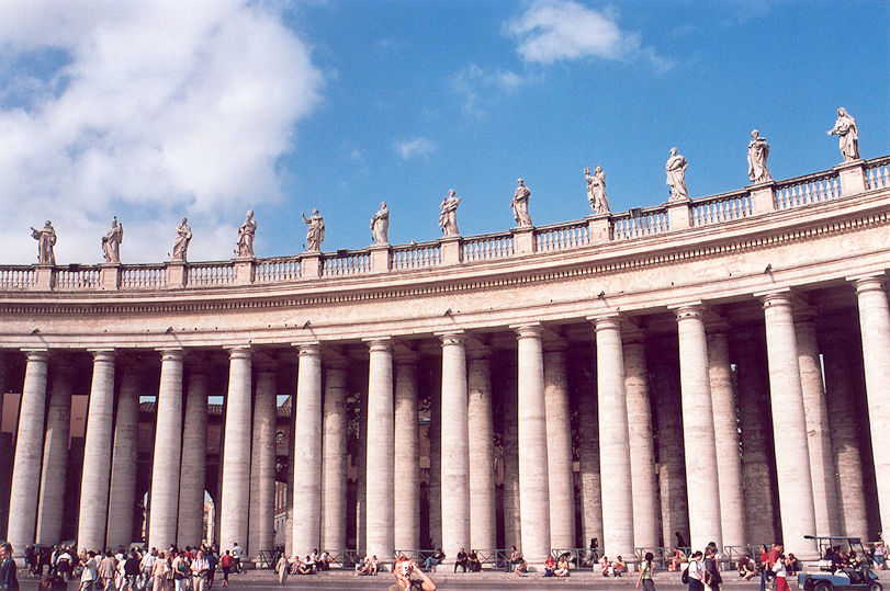 Piazza San Pietro Colonnato del Bernini