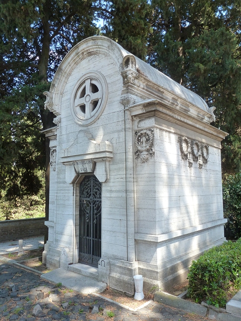 Roberto Rossellini's grave in Cimitero del Verano