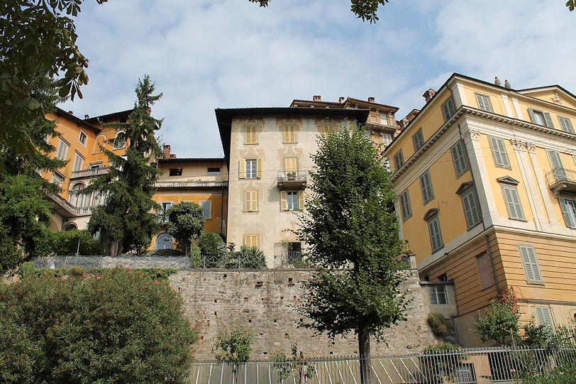 Viale delle Mura