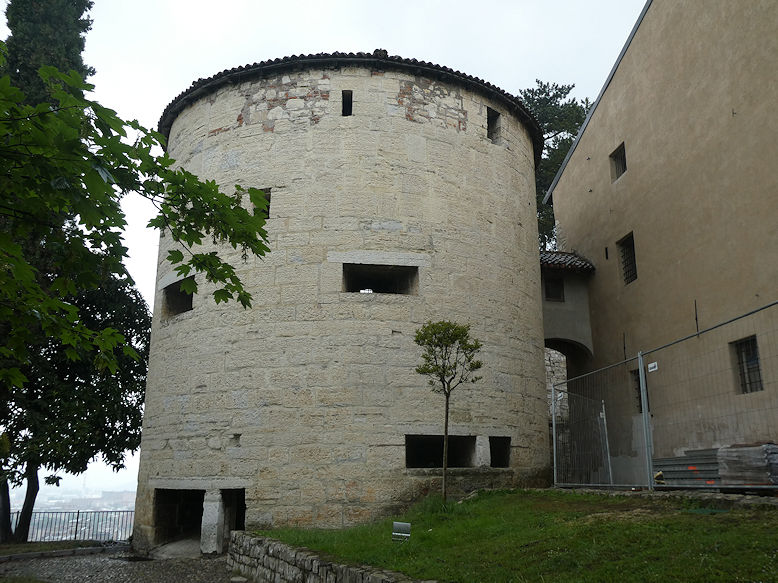 Castello, Torre di Mezzo
