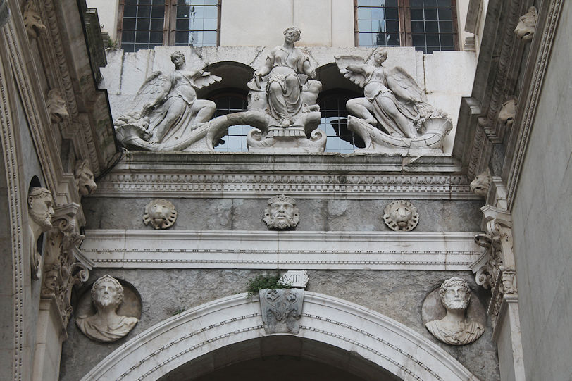 Palazzo della Loggia