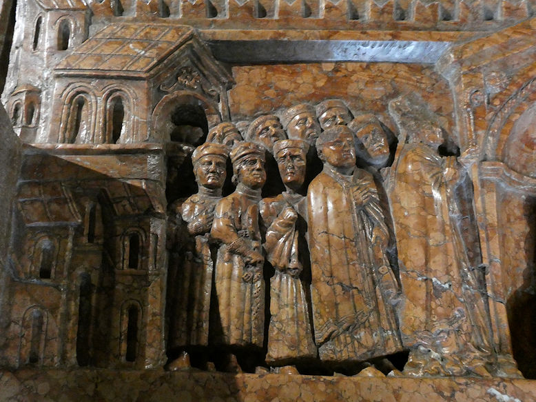 Duomo vecchio (AKA Rotonda), tomb (detail)