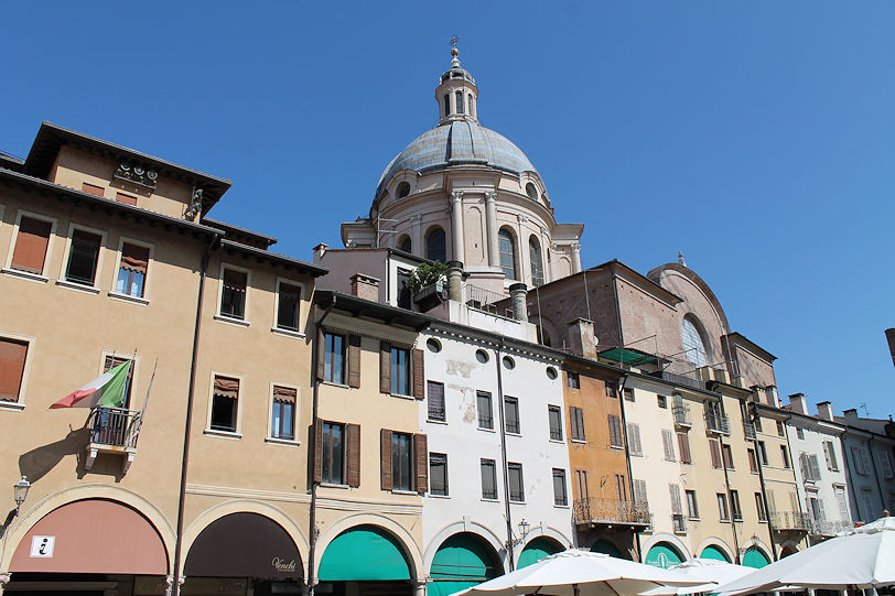 Piazza delle Erbe Portici Broletto & Basilica di Sant'Andrea