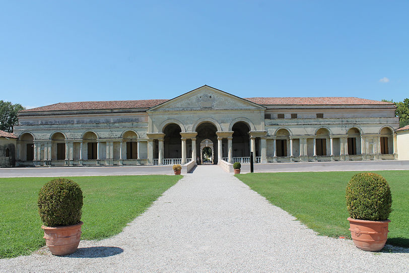 Palazzo Te loggia d'onore
