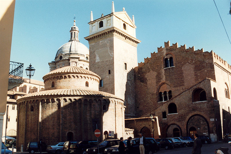 Piazza delle Erbe