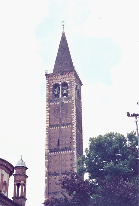 Basilica di Sant'Eustorgio campanile