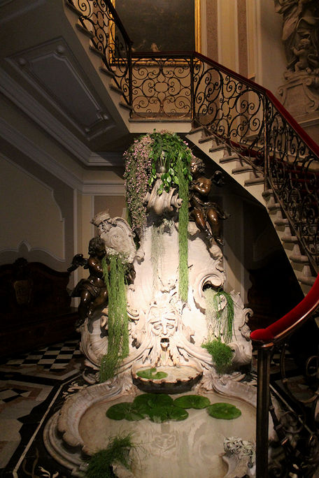 Museo Poldi Pezzoli (Palazzo Moriggia della Porta), staircase