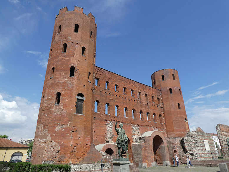 Porta Palatina & Augustus statue