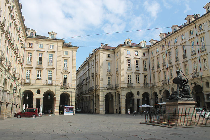 Piazza Palazzo di Città