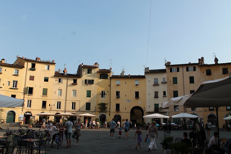Piazza dell'Anfiteatro