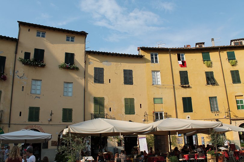 Piazza dell'Anfiteatro