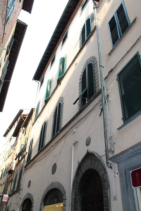 Via Santa Croce