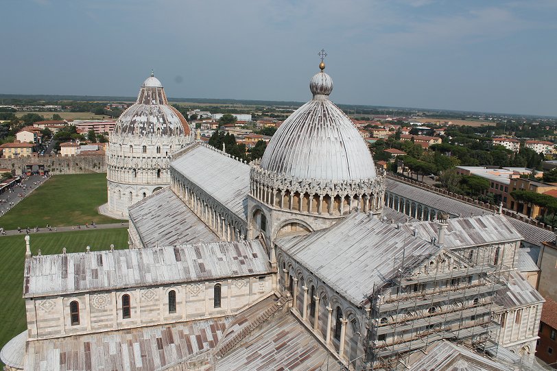 Duomo & Baptistery viewed from Leaning Tower