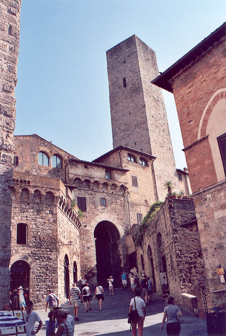 Torre dei Becci & Arco dei Becci