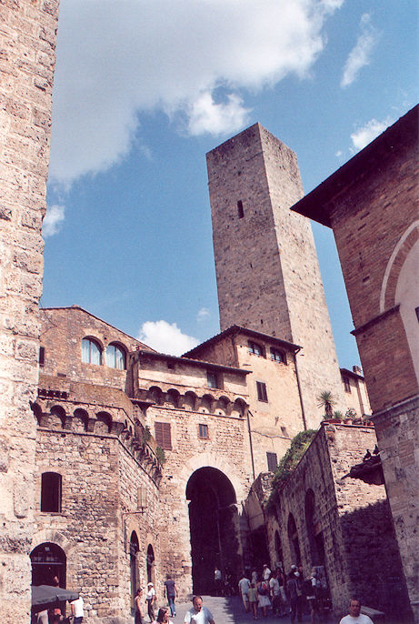 Torre dei Becci & Arco dei Becci