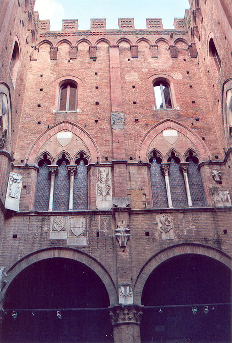 Palazzo Pubblico courtyard