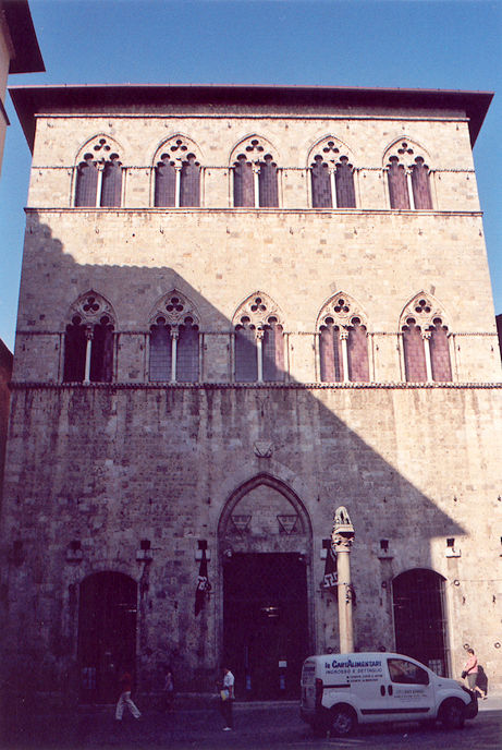 Palazzo Tolomei