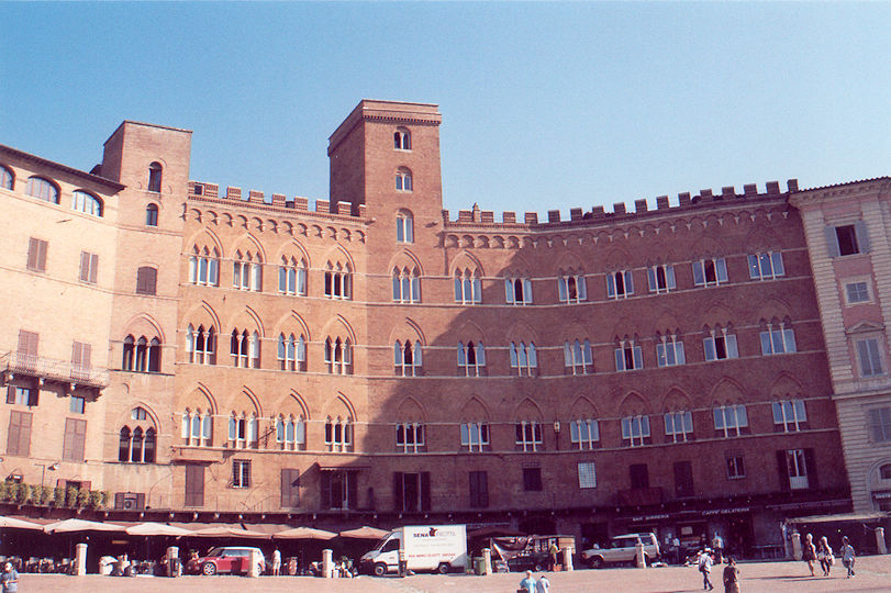 Piazza del Campo Palazzo Sansedoni