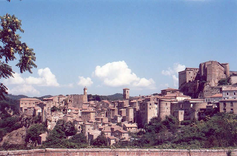 Panoramic view with Masso Leopoldino, Collegiata di San Niccolò & Fortezza Orsini