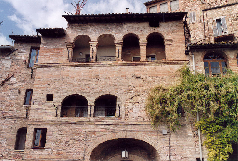 Vicolo degli Esposti Medieval buildings